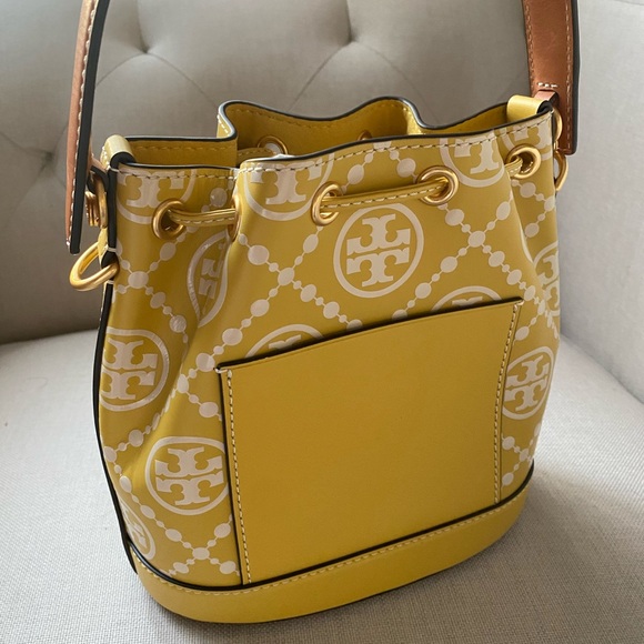 NEW T Monogram Contrast Embossed Bucket Bag - Picture 5 of 7